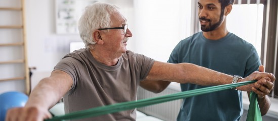 masseurs-kinesitherapeutes-exercice-liberal-ou-salarie